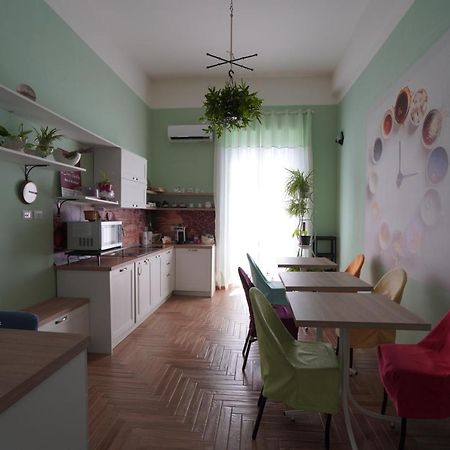 B&B I Due Teatri Naples Extérieur photo
