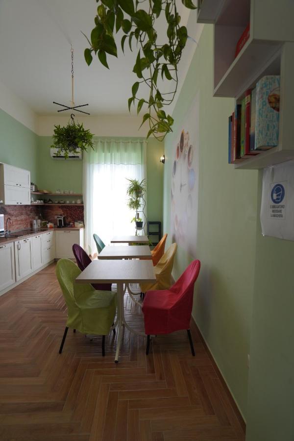 B&B I Due Teatri Naples Extérieur photo